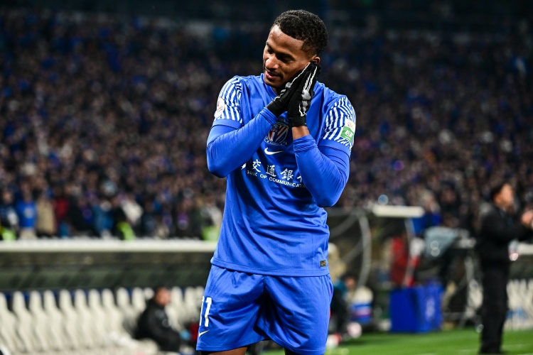申花三外援伤缺客战大连 阿苏埃首秀后防线存忧