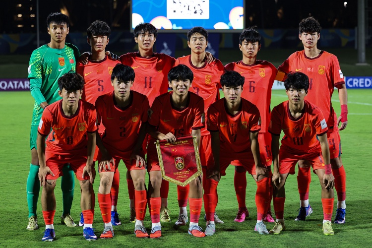 U17国足兵发银川 首战澳大利亚 周雨诺：全力冲击冠军