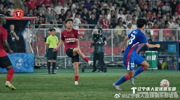 热菲尼奥双响 辽宁铁人楠波湾3-1力克上海申花 热菲尼奥双响 辽宁铁人楠波湾3-1力克上海申花