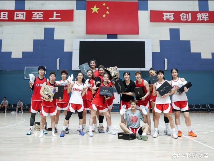 杨舒予陈明伶归队合练 女篮三战尼日利亚名单敲定 杨舒予陈明伶归队合练 女篮三战尼日利亚名单敲定