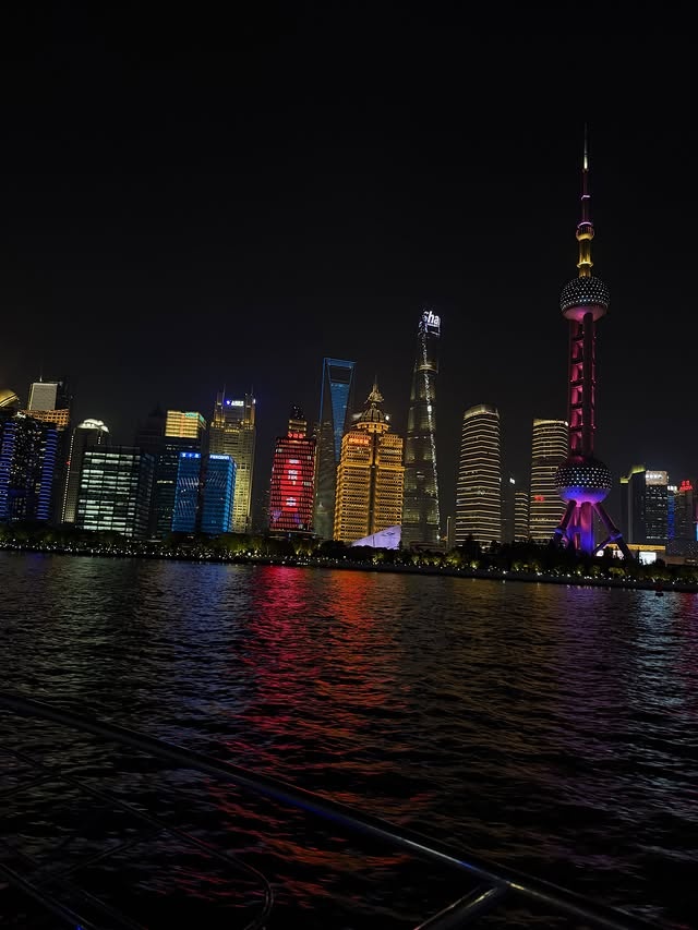 保罗·乔治妻子社媒晒随夫中国行照片:在上海的48小时! 保罗·乔治妻子社媒晒随夫中国行照片:在上海的48小时!