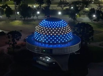 致敬梅西!奥莱:布宜诺斯艾利斯点亮方尖碑等主要建筑,致敬梅西 致敬梅西!奥莱:布宜诺斯艾利斯点亮方尖碑等主要建筑,致敬梅西