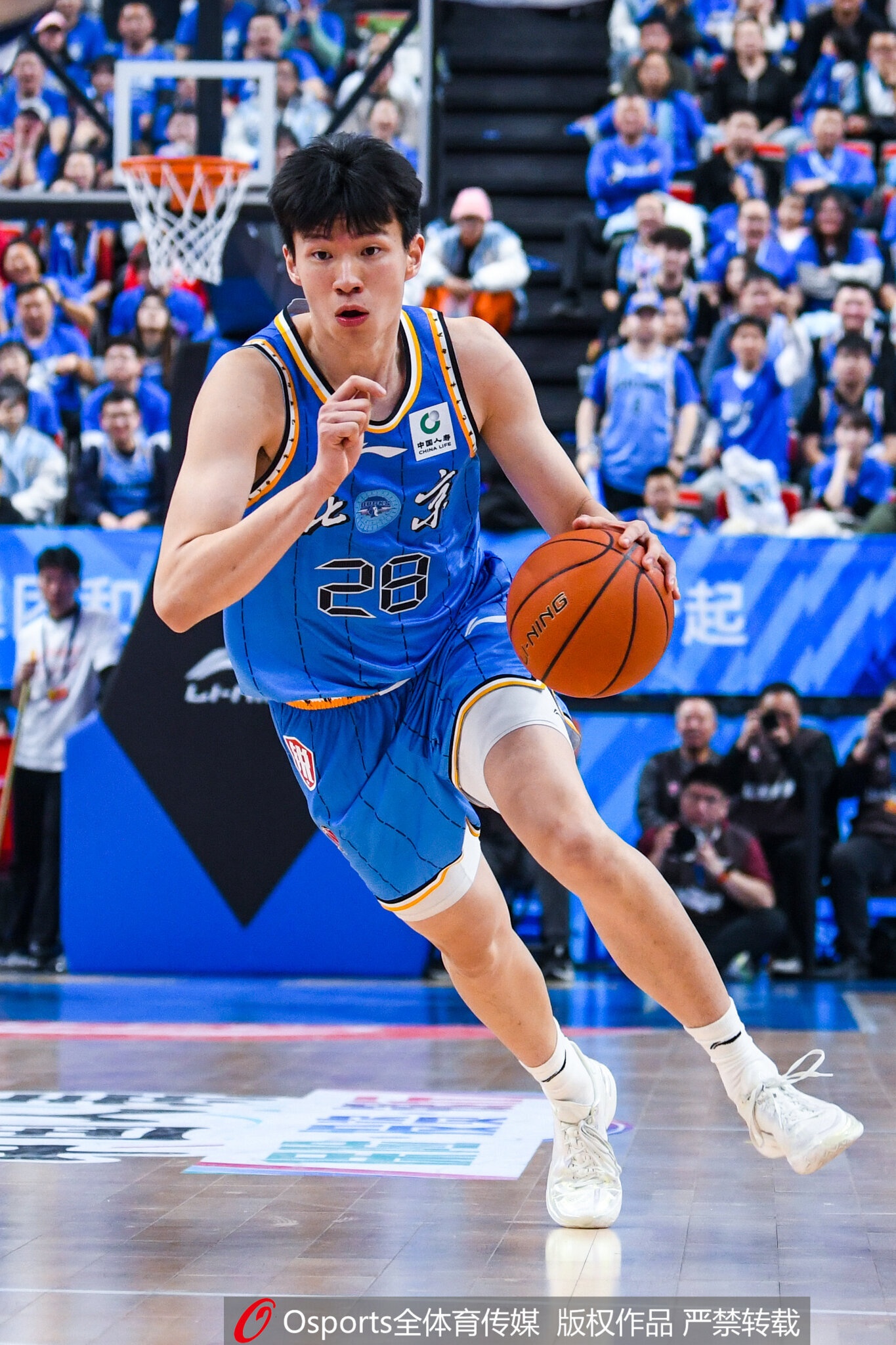 媒体人:王凯投篮果断自信 张鹏珲大心脏有天赋 俩人值得培养 媒体人:王凯投篮果断自信 张鹏珲大心脏有天赋 俩人值得培养